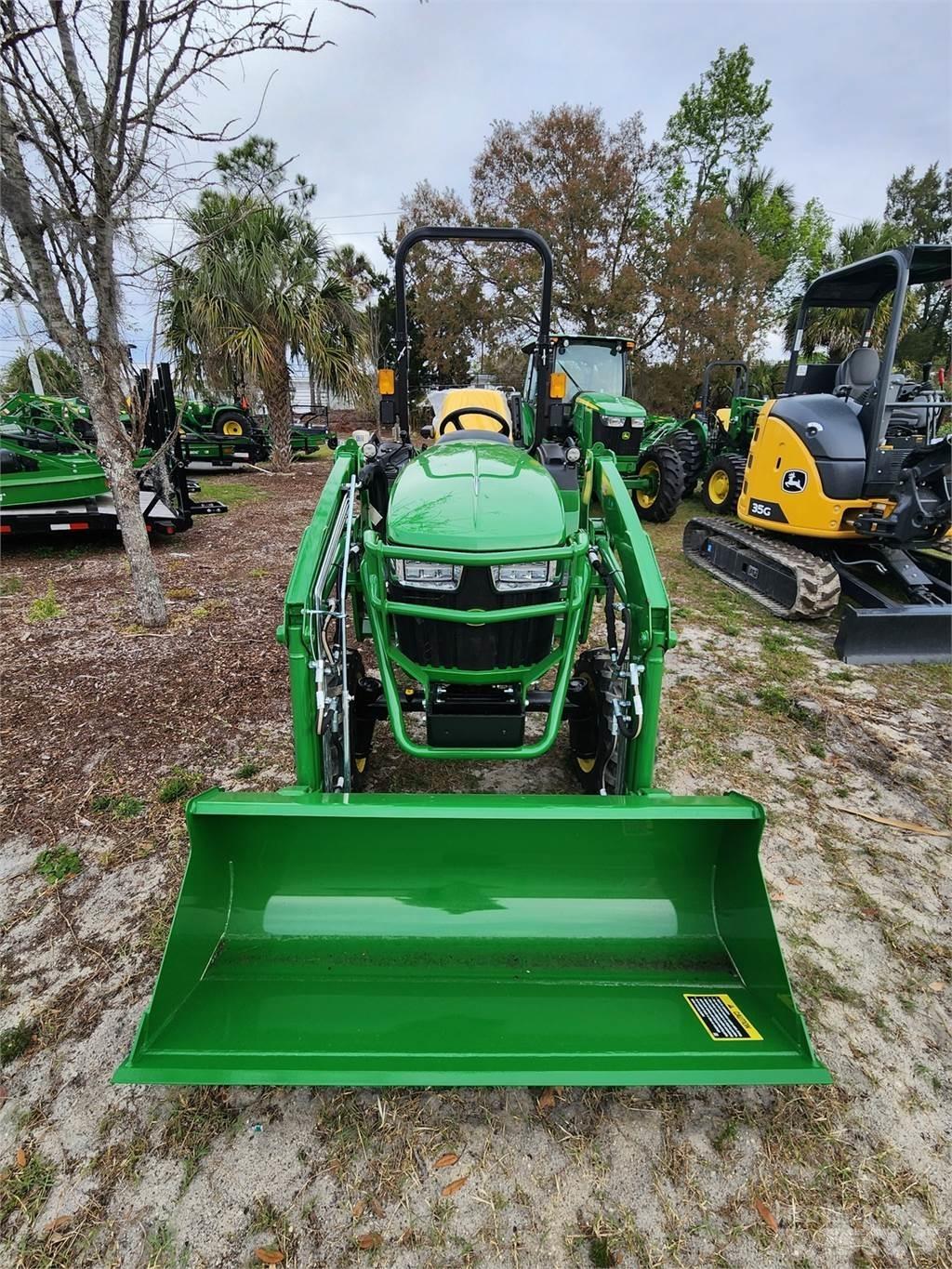 John Deere 2038R Kompaktni (mali) traktori