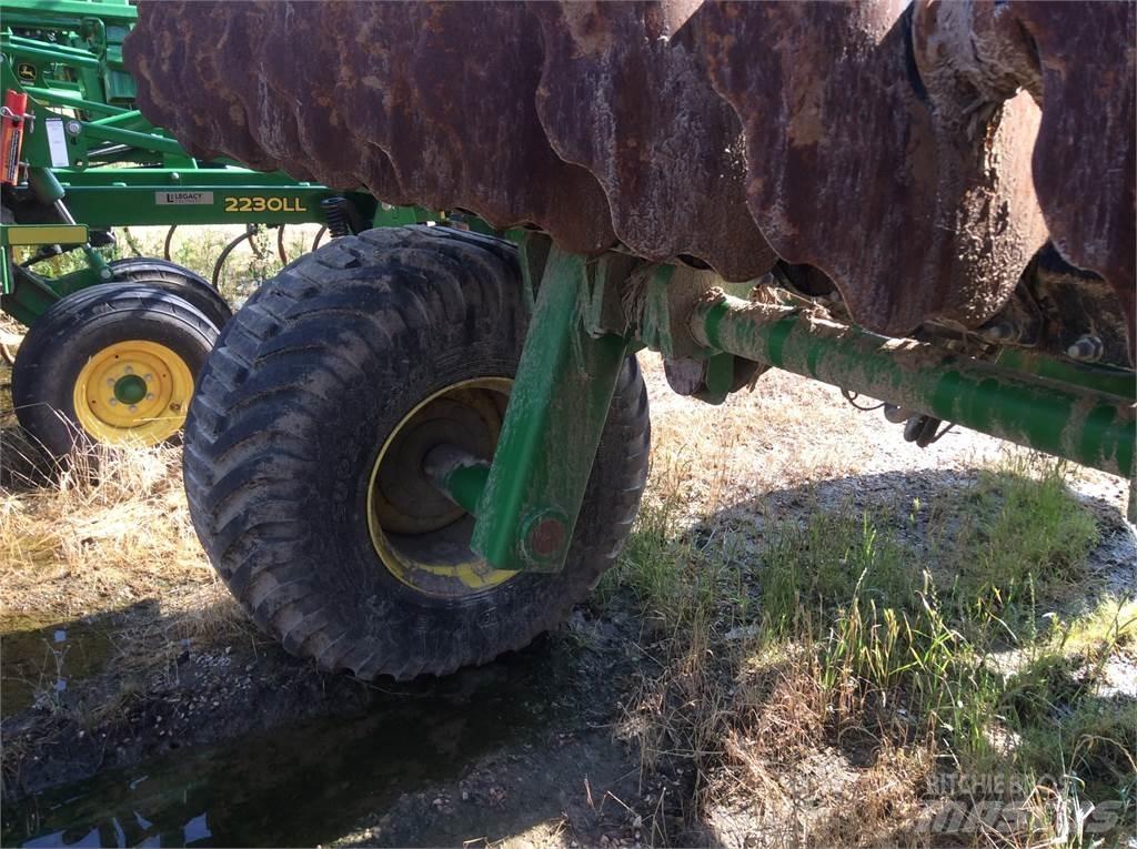John Deere 2680 Tanjurače