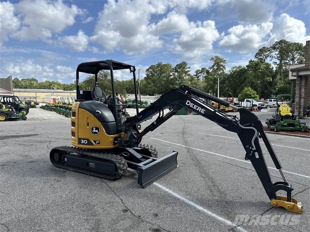 John Deere 30 P Mini bageri <7t