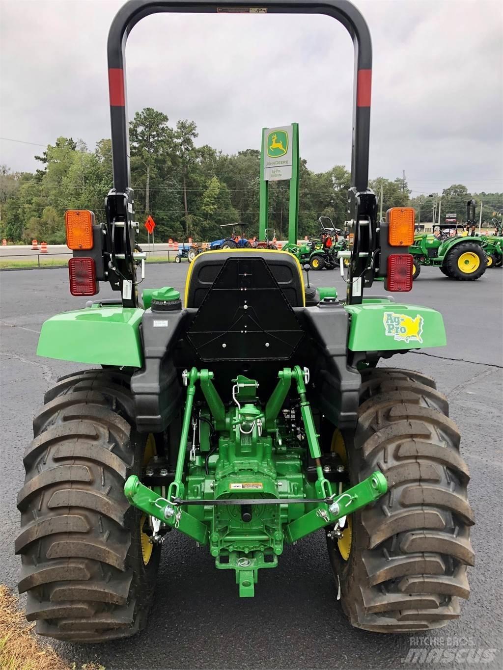 John Deere 3025D Kompaktni (mali) traktori