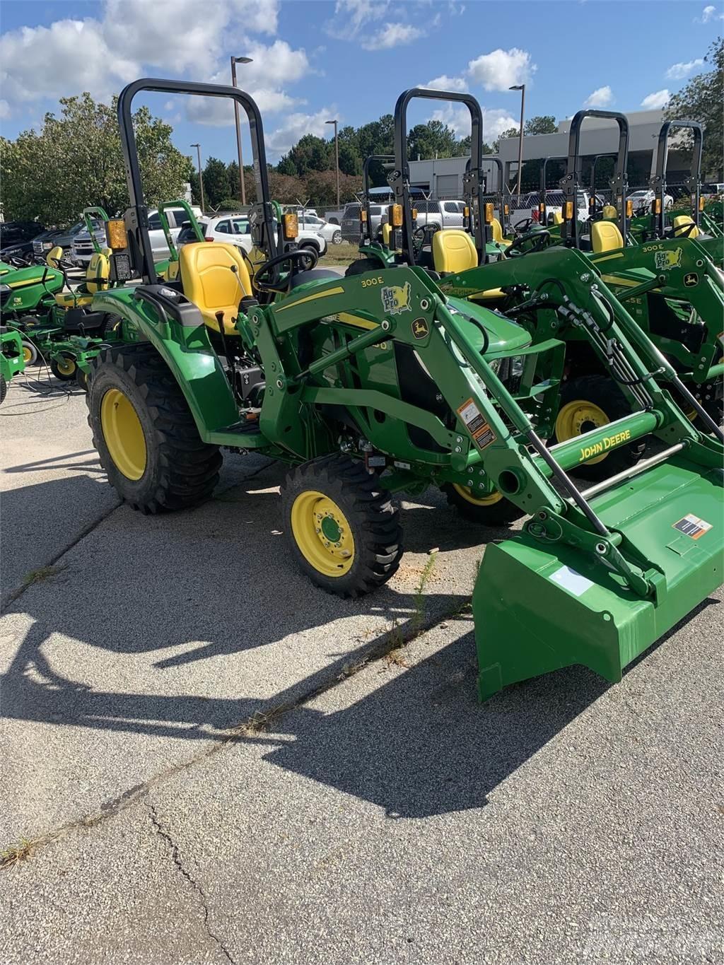 John Deere 3025D Kompaktni (mali) traktori