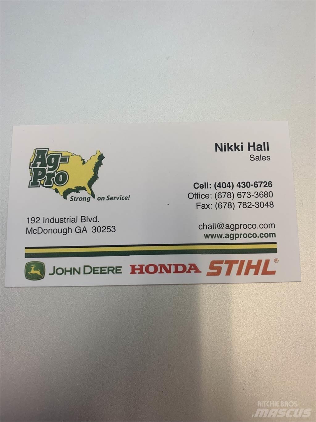 John Deere 3025D Kompaktni (mali) traktori