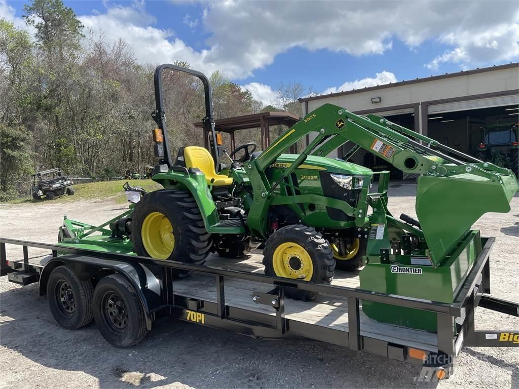John Deere 3025E Kompaktni (mali) traktori