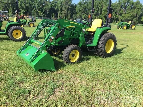 John Deere 3025E Kompaktni (mali) traktori