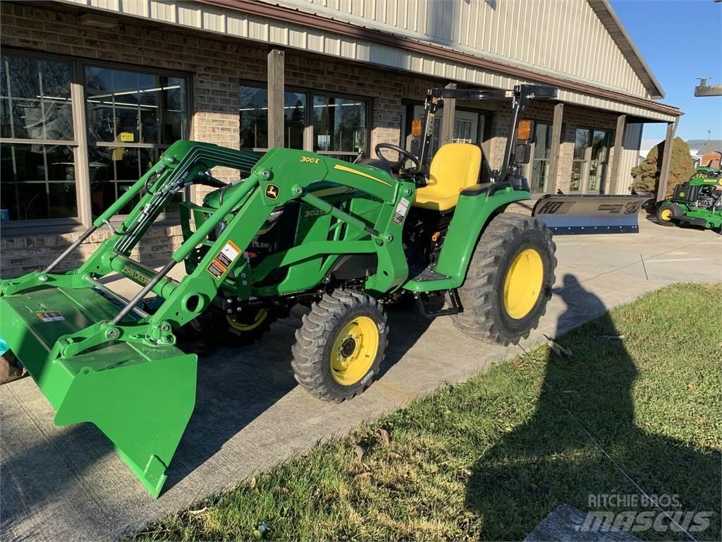 John Deere 3025E Kompaktni (mali) traktori