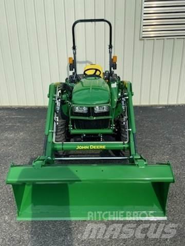 John Deere 3025E Kompaktni (mali) traktori