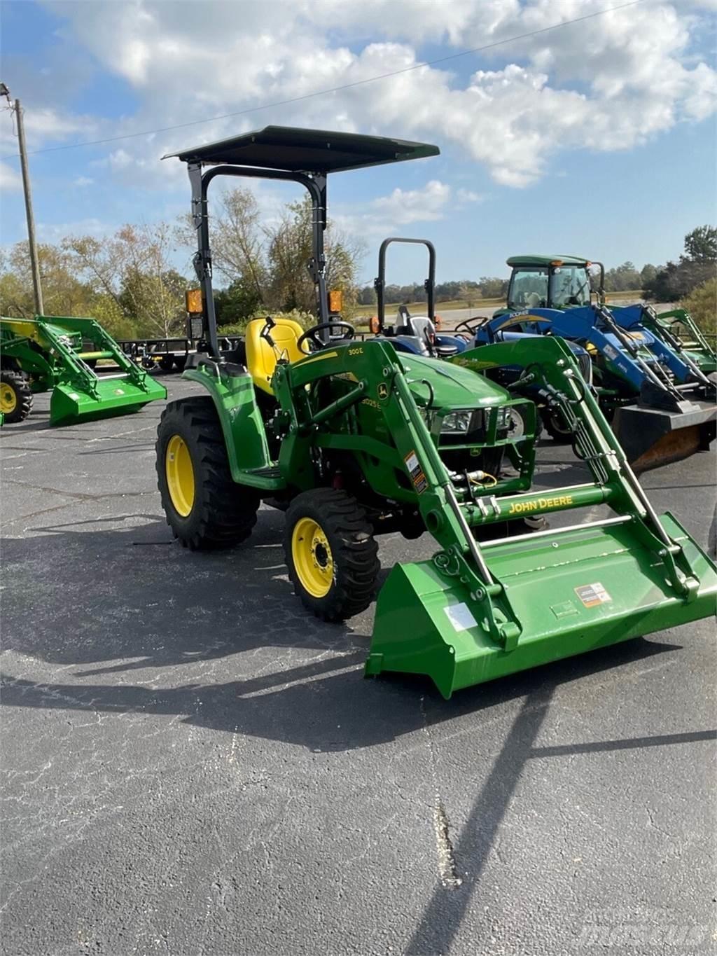 John Deere 3025E Kompaktni (mali) traktori