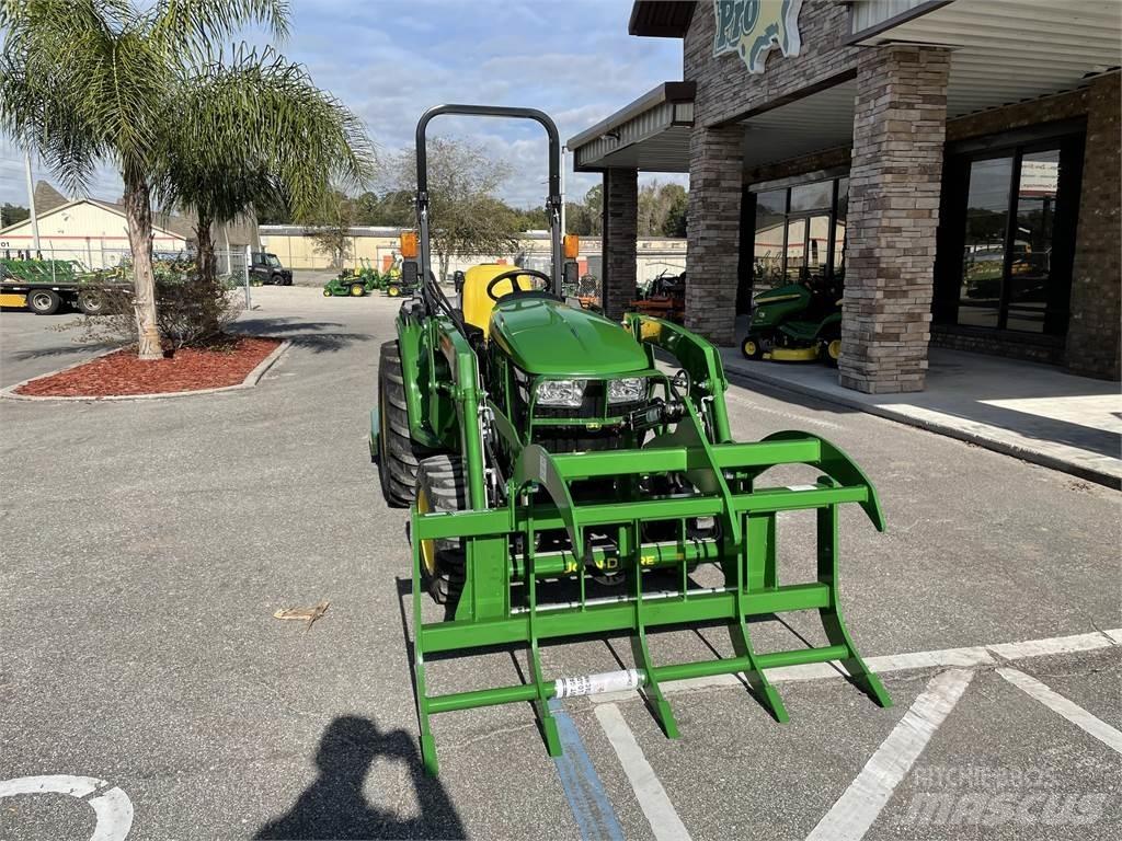 John Deere 3032E Kompaktni (mali) traktori