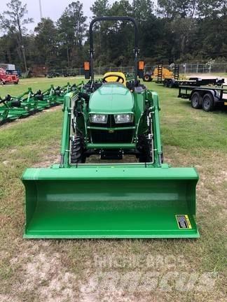 John Deere 3038E Kompaktni (mali) traktori
