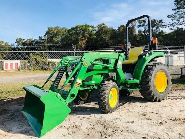 John Deere 3043D Traktori