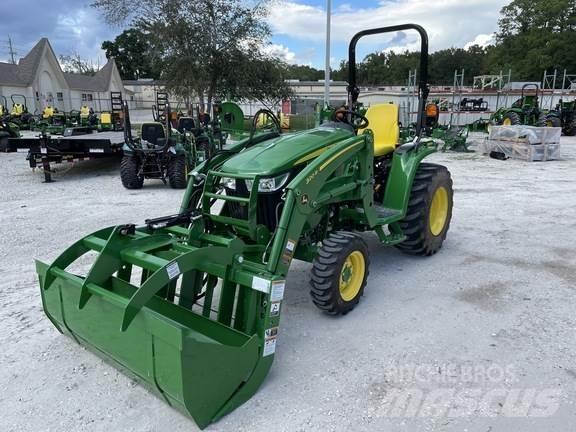 John Deere 3046R Traktori