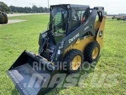 John Deere 318G Skid steer mini utovarivači