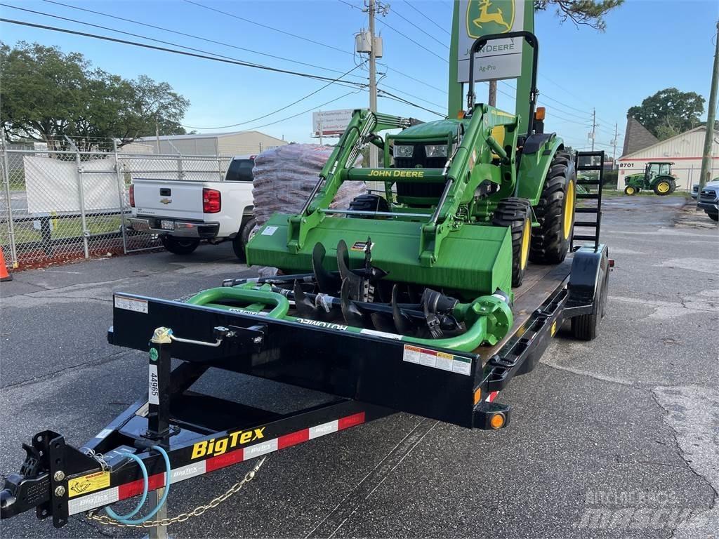 John Deere 4044M Traktori
