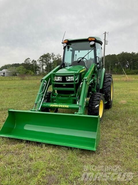 John Deere 4044R Traktori
