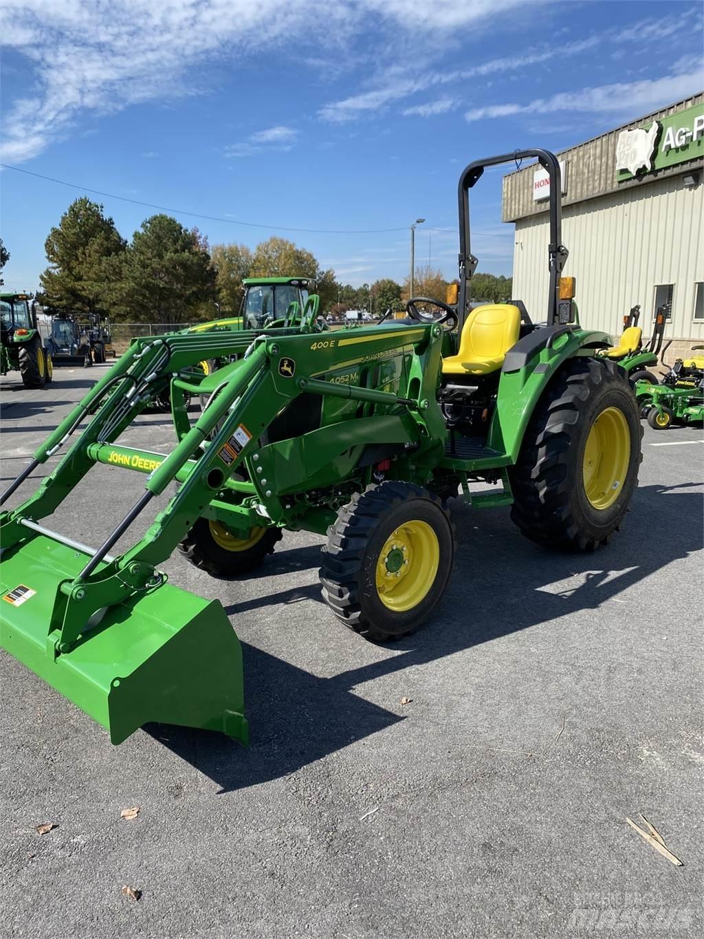 John Deere 4052M Traktori
