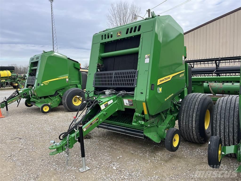 John Deere 451M Rolo balirke