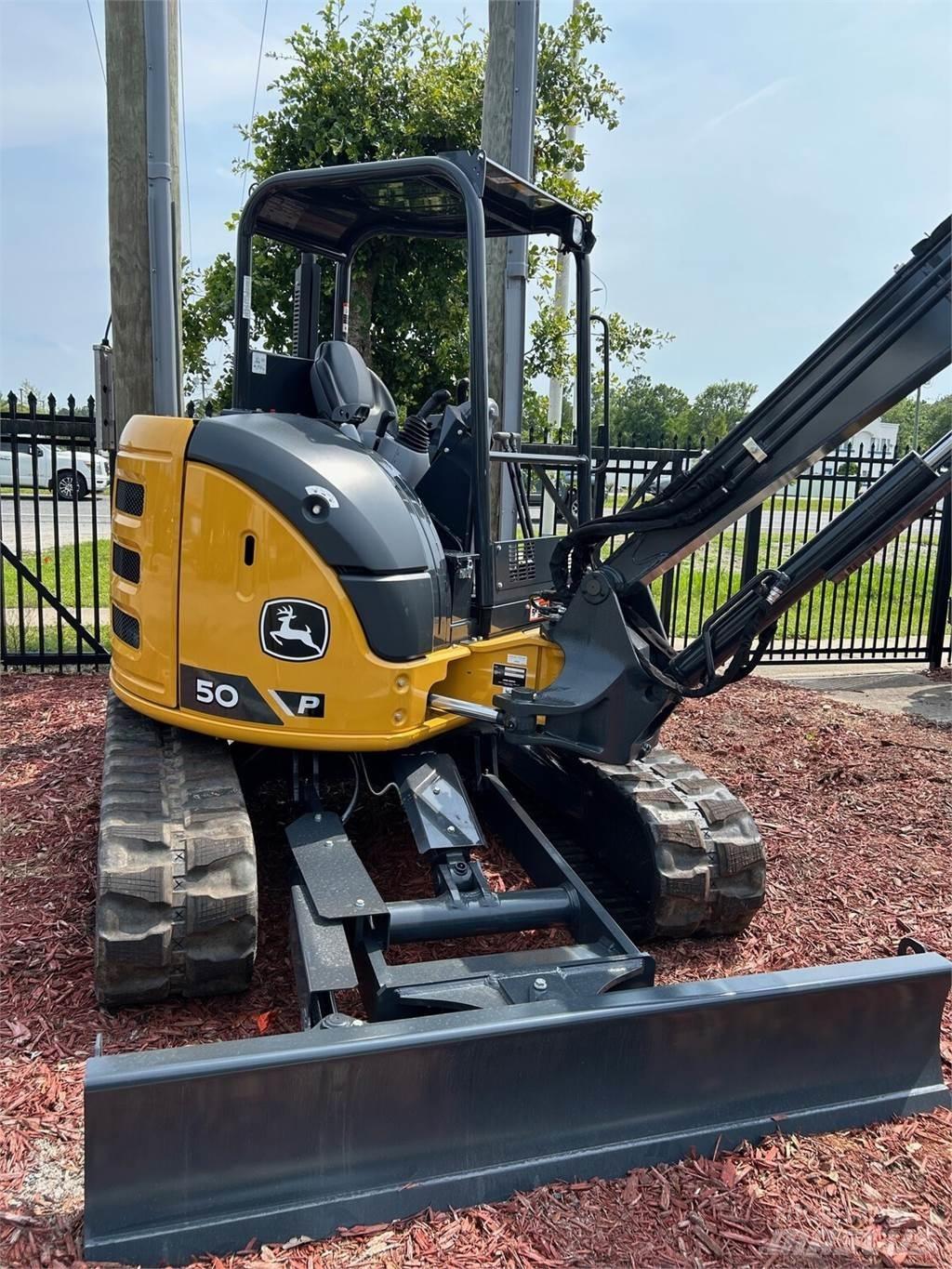 John Deere 50 P Mini bageri <7t