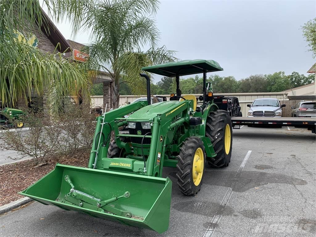 John Deere 5045E Traktori
