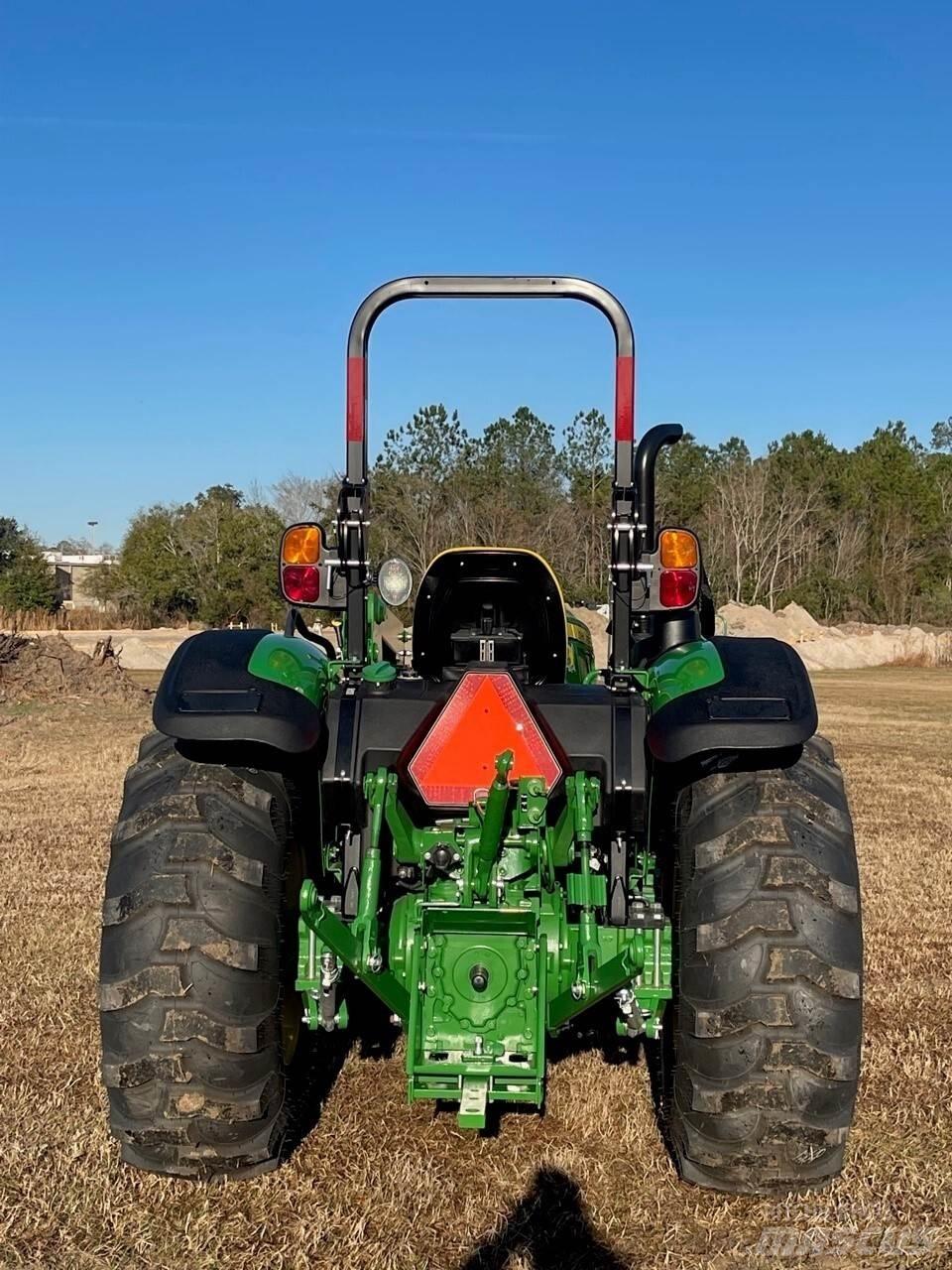John Deere 5045E Traktori