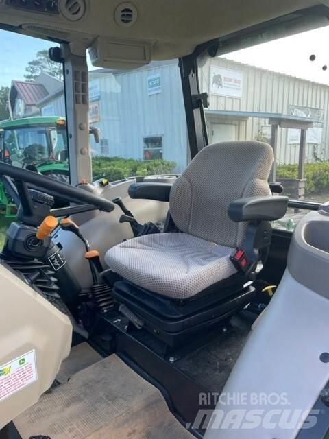 John Deere 5067E Traktori