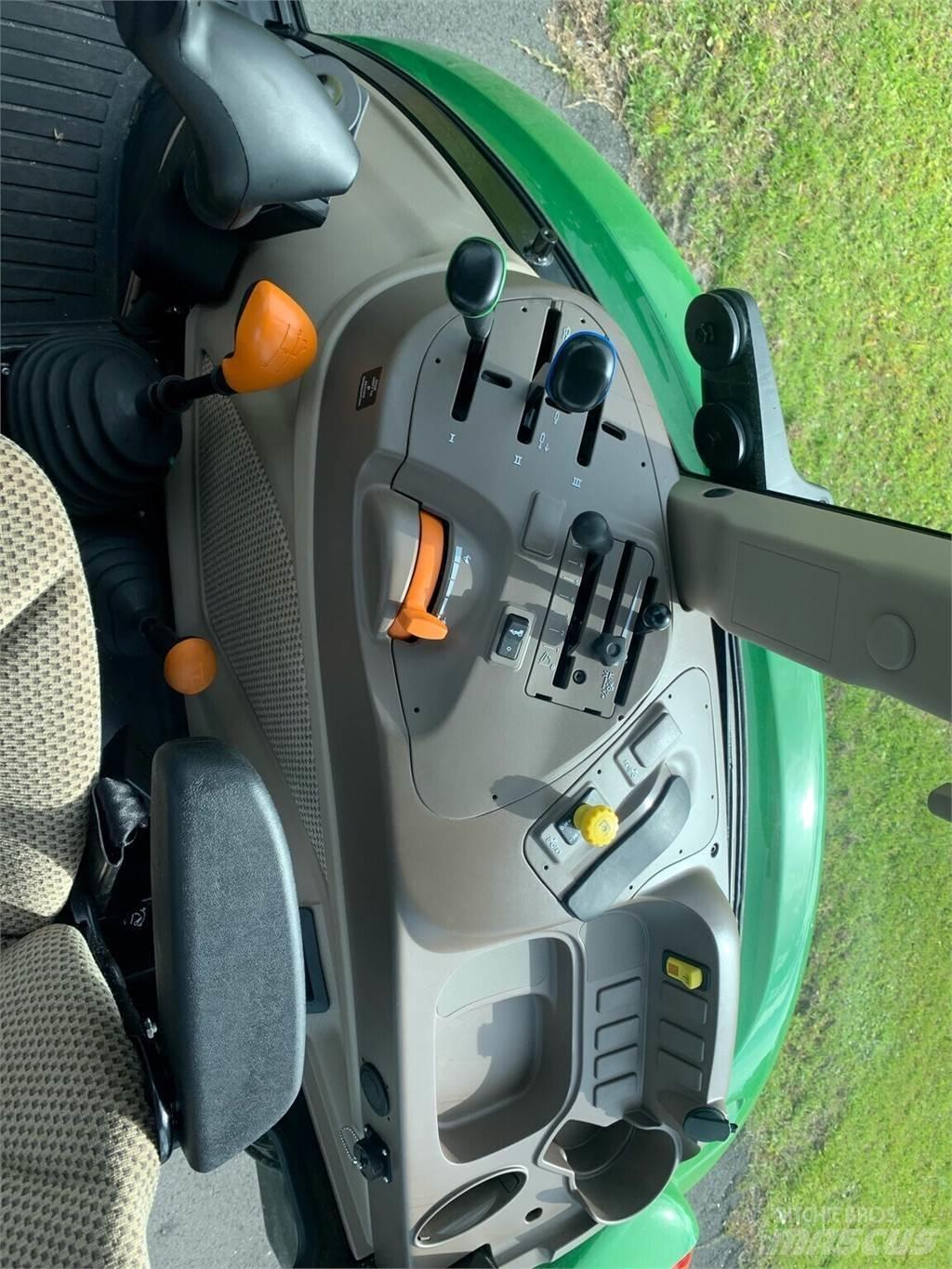 John Deere 5090E Traktori