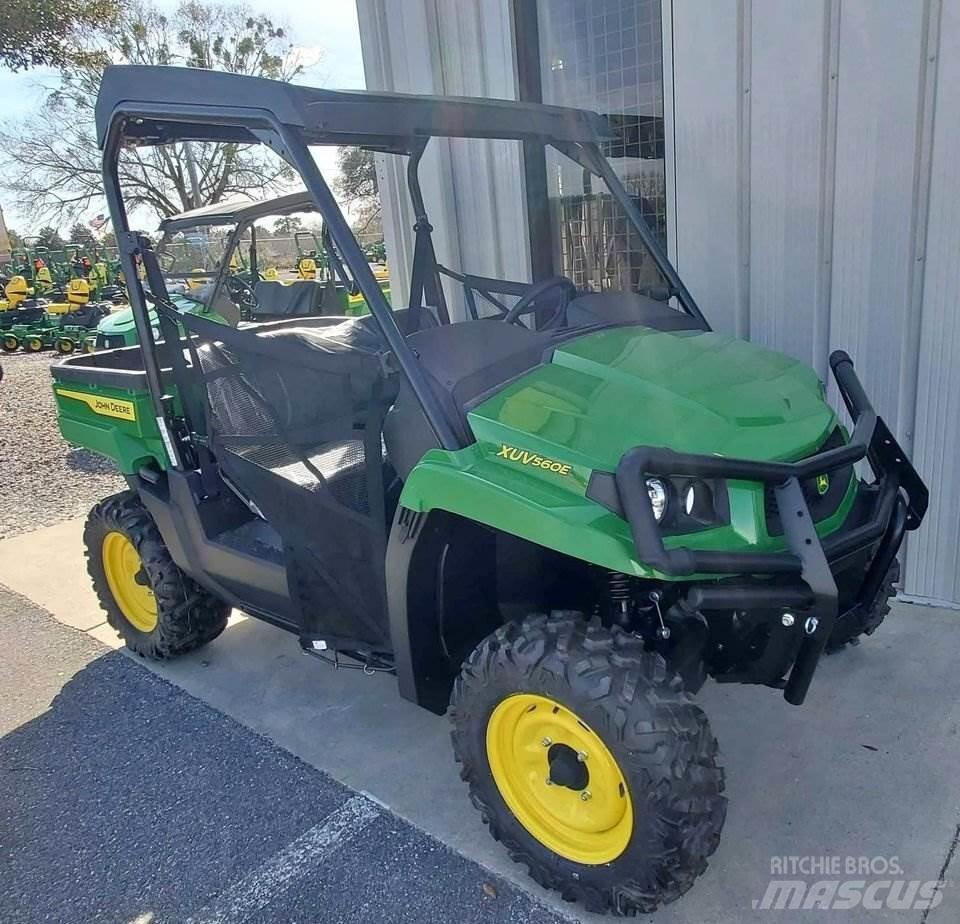 John Deere 560E Pomoćni strojevi