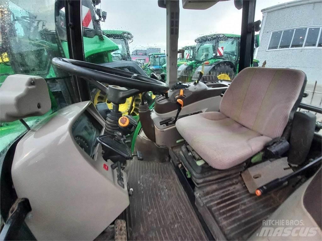 John Deere 5720 Traktori