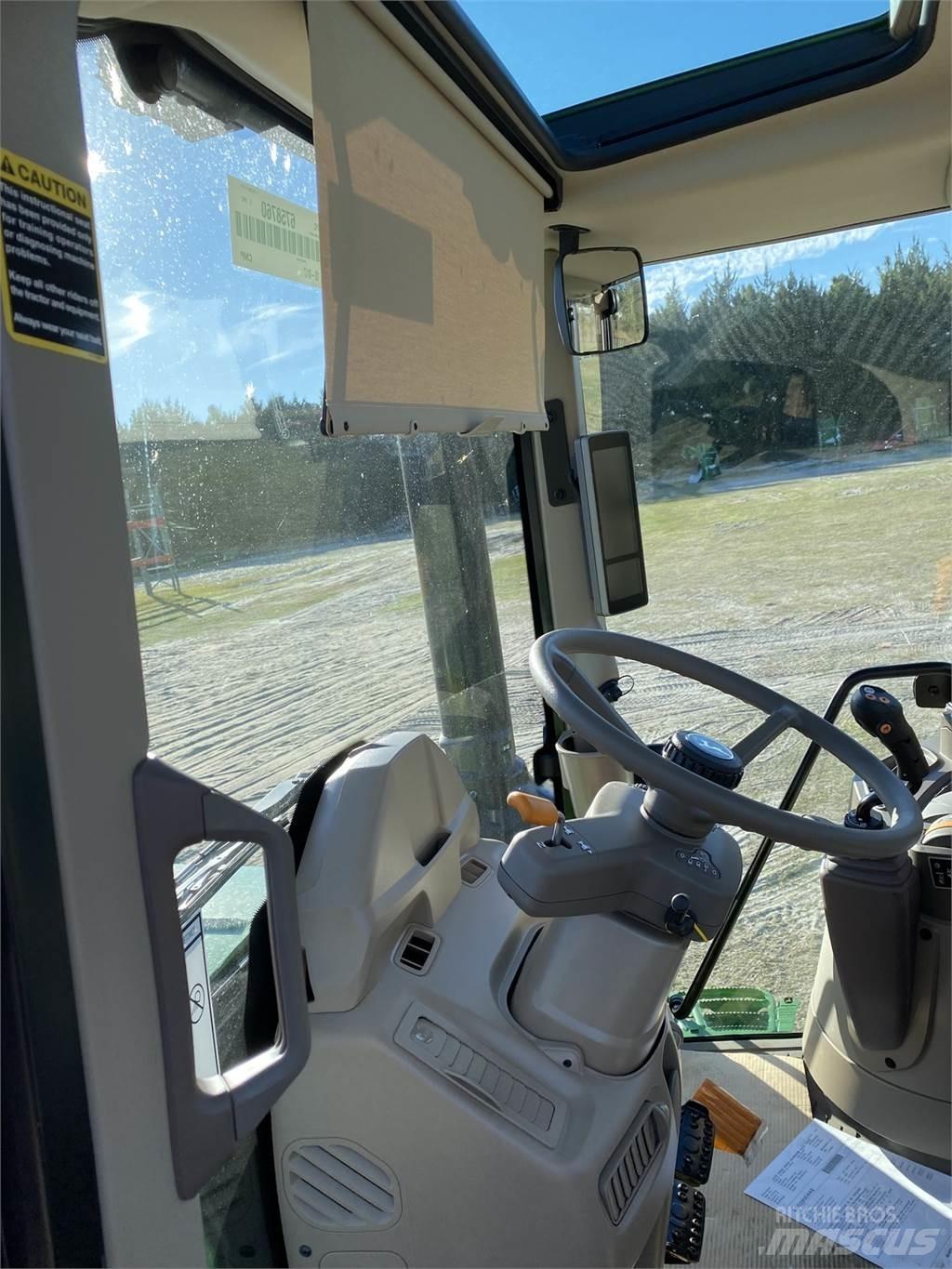 John Deere 6155M Traktori