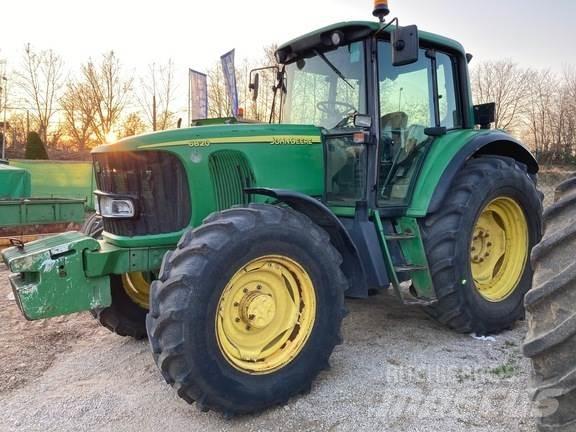 John Deere 6820 Traktori