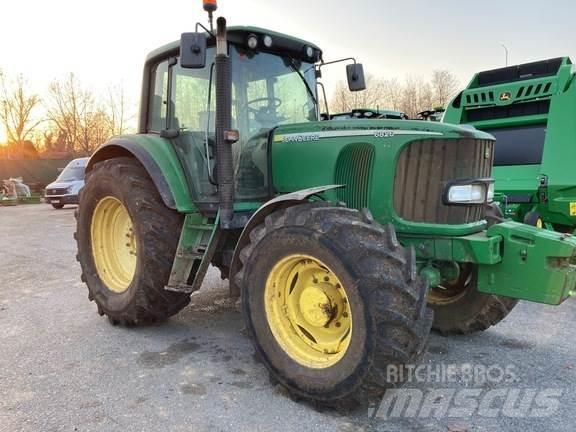 John Deere 6820 Traktori