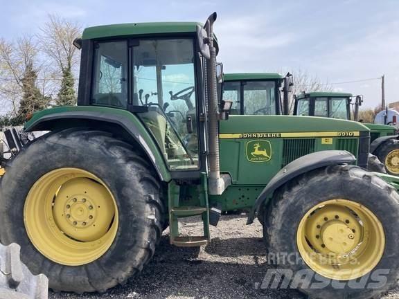 John Deere 6910 Traktori