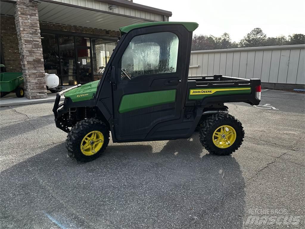John Deere 835R Pomoćni strojevi