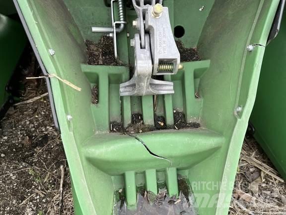 John Deere C12F Dodatna oprema za kombajne