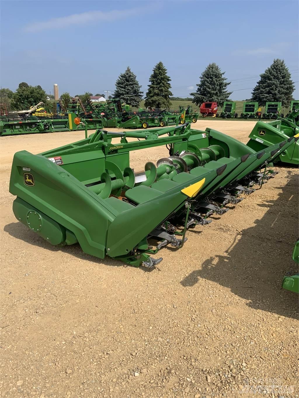 John Deere C8F Dodatna oprema za kombajne