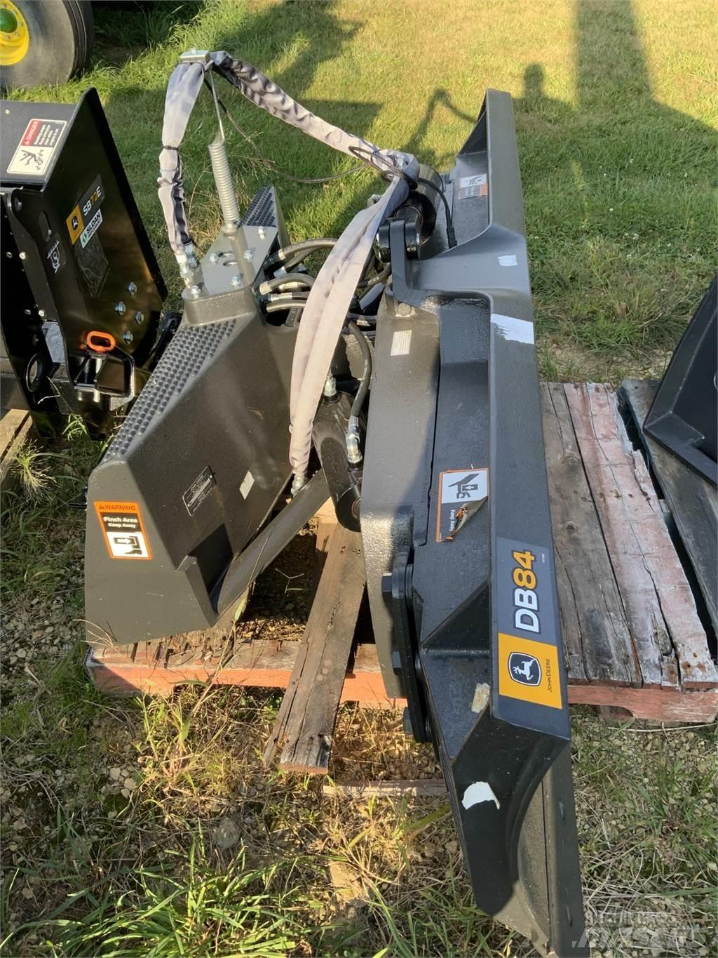 John Deere DB84 Ostalo