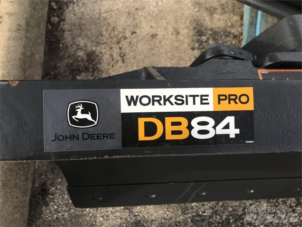 John Deere DB84 Građevinarstvo – ostalo