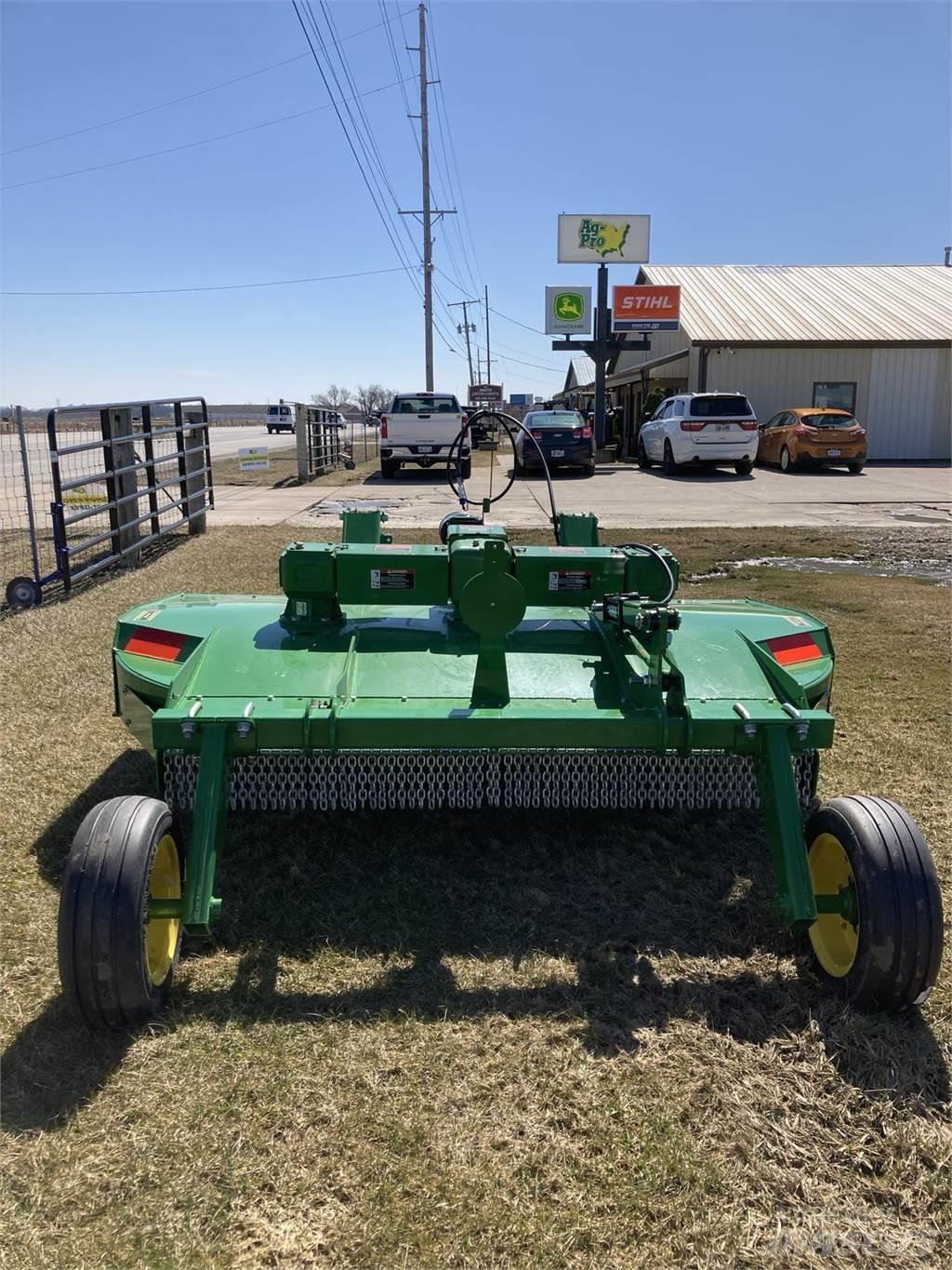 John Deere RC8M Rezači za bale, rezači i mašine za odmotavanje bala