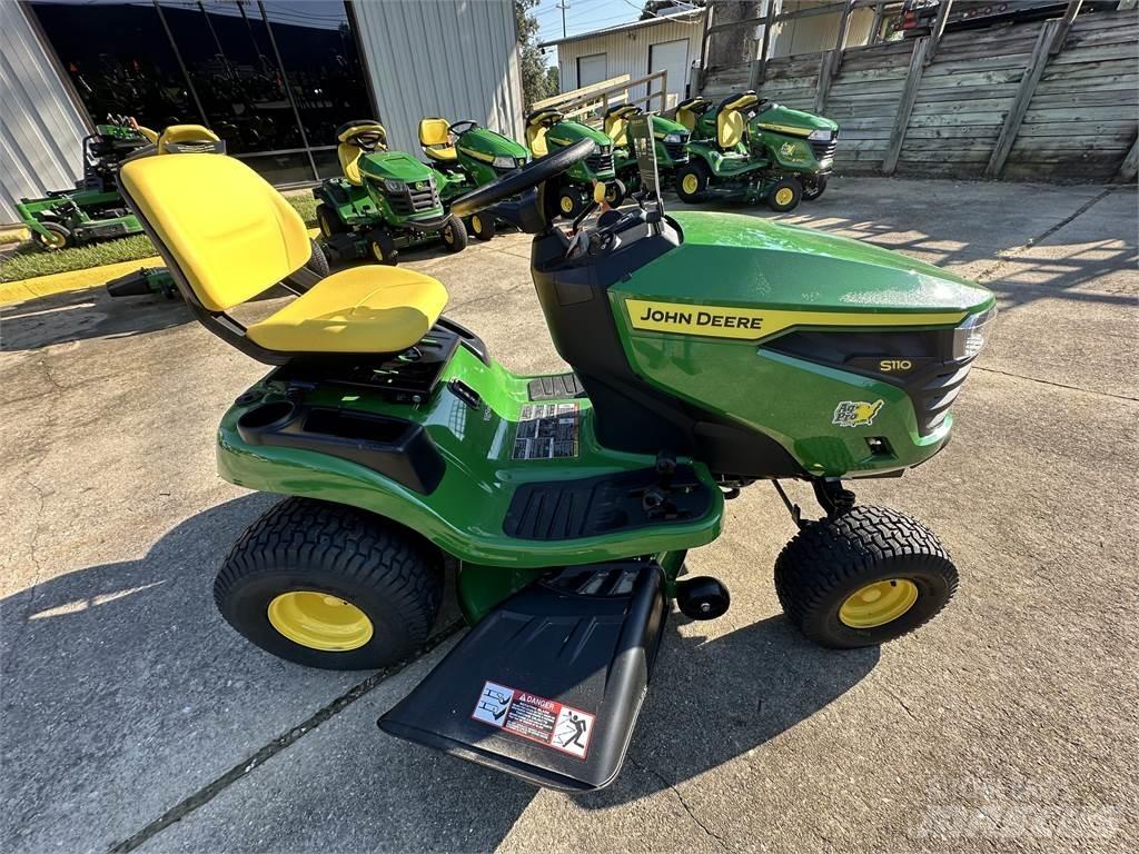 John Deere S110 Traktorske kosilice