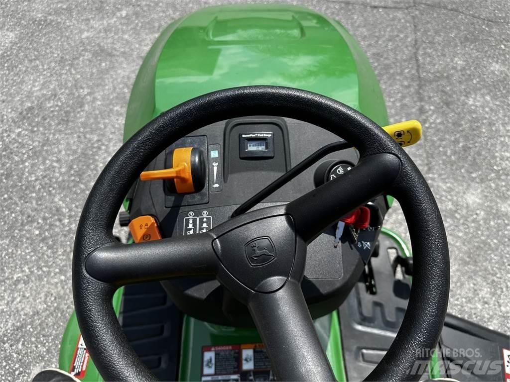 John Deere S120 Traktorske kosilice
