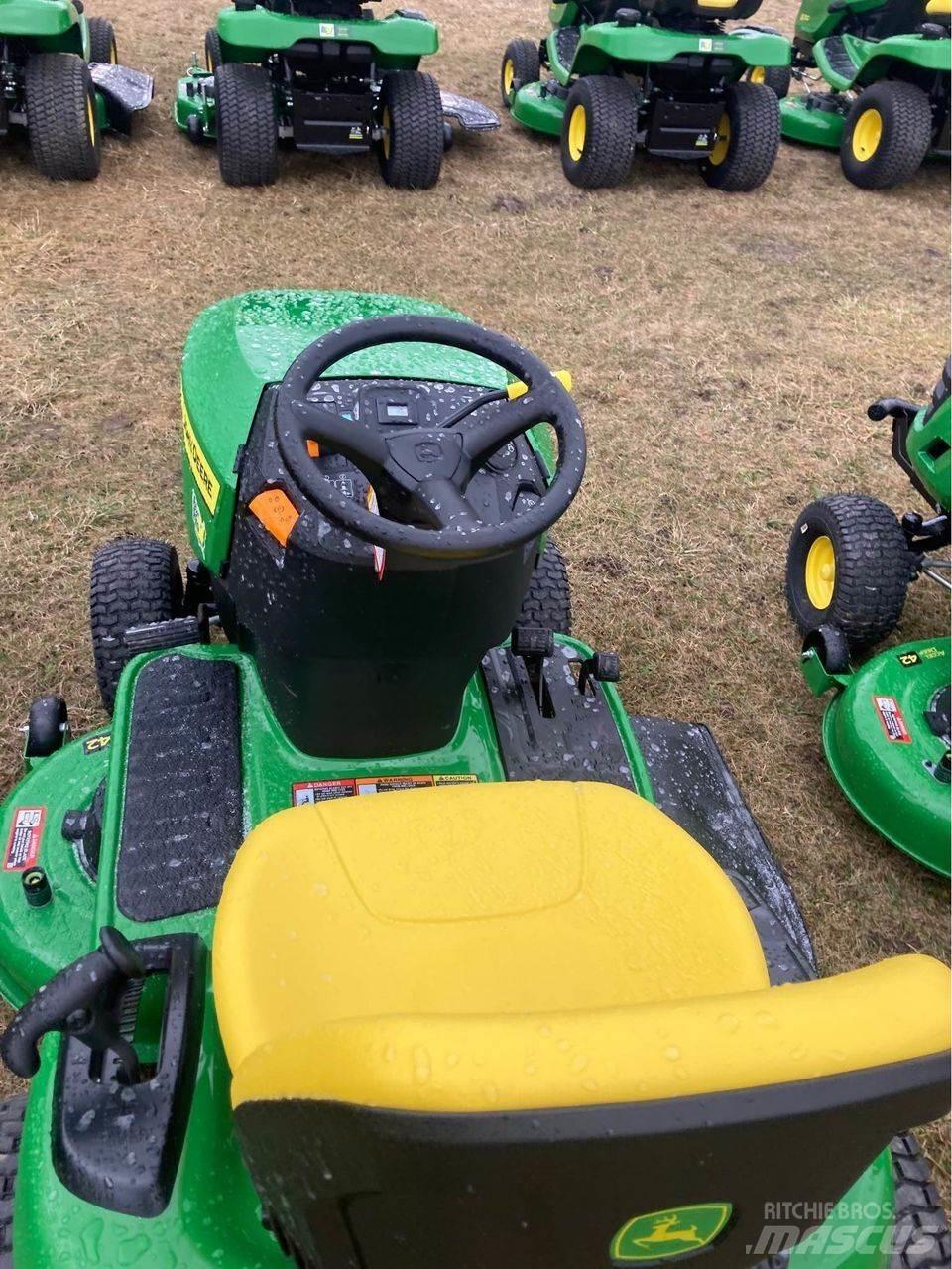 John Deere s120 Traktorske kosilice