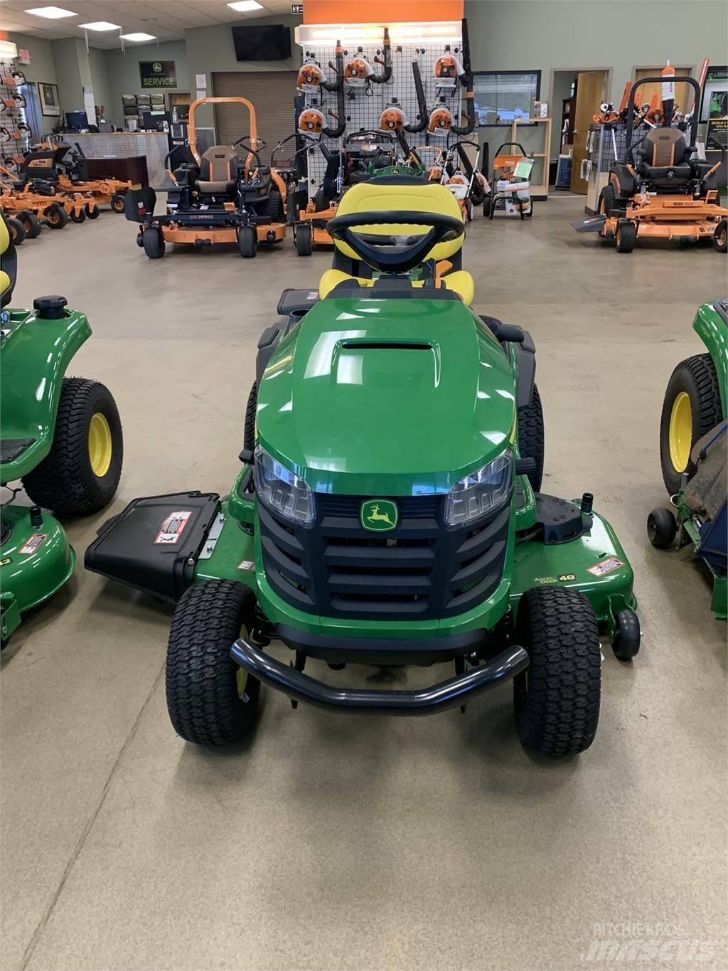 John Deere S240 Kompaktni (mali) traktori