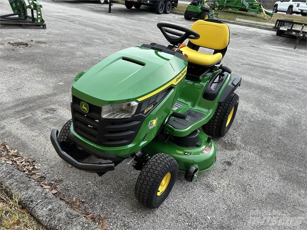 John Deere S240 Kompaktni (mali) traktori