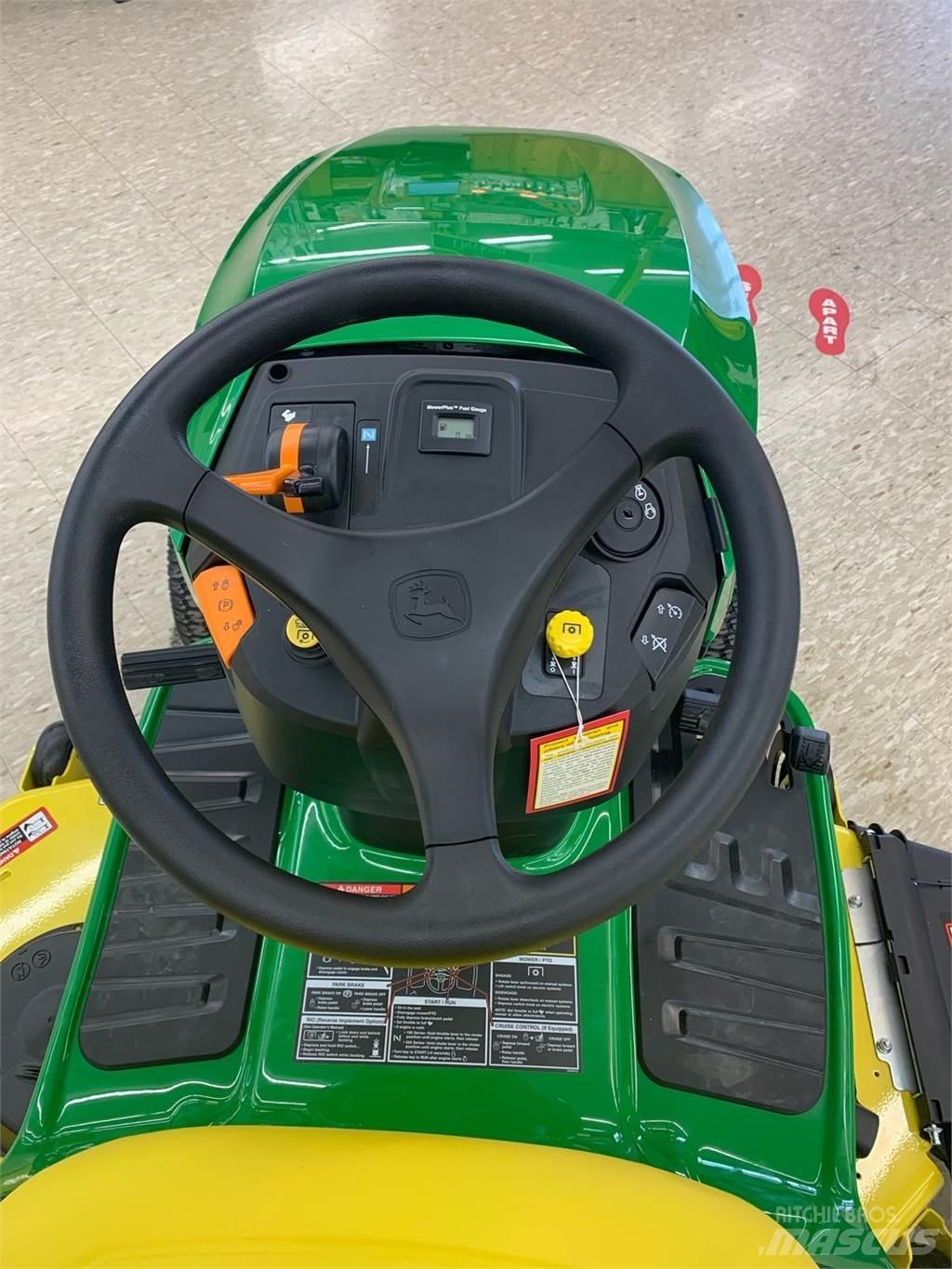 John Deere S240 Kompaktni (mali) traktori