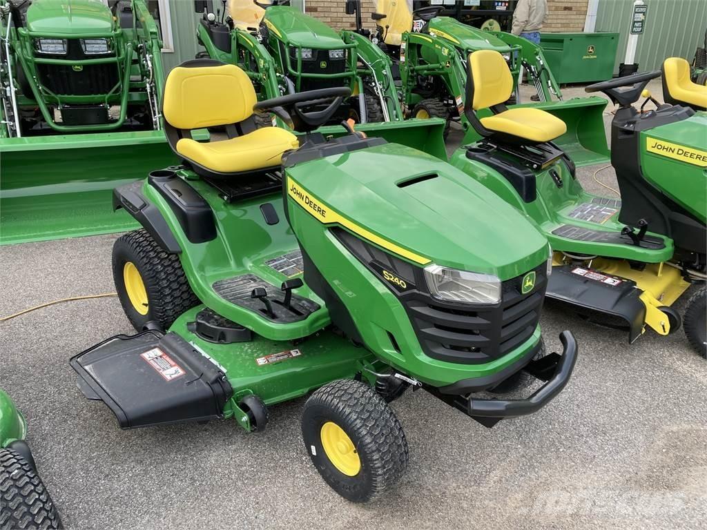 John Deere S240 Kompaktni (mali) traktori