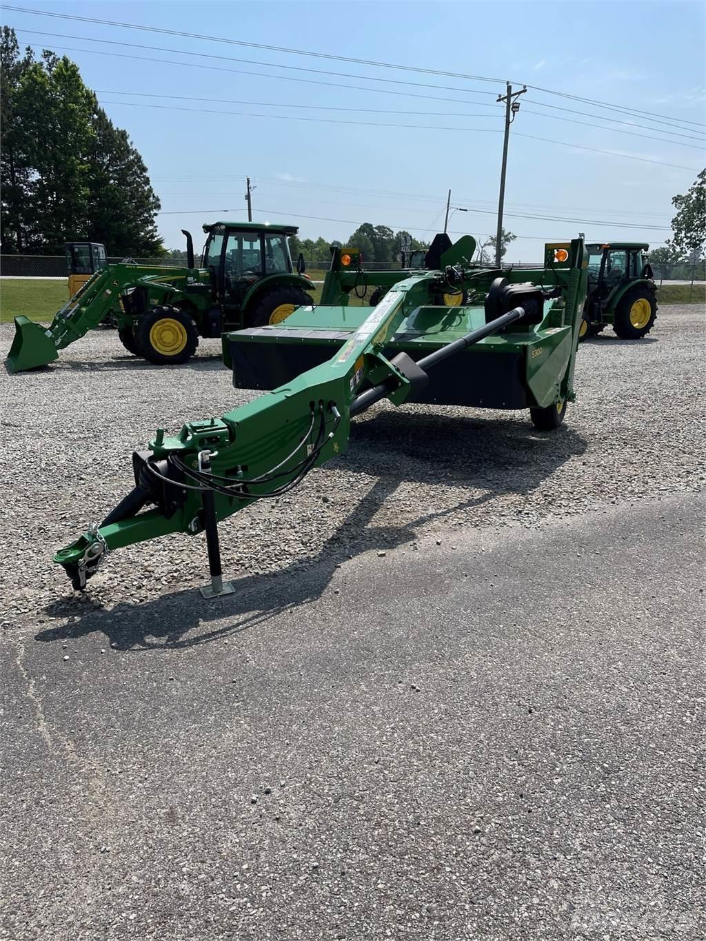 John Deere S300 Uređaji za kosilice