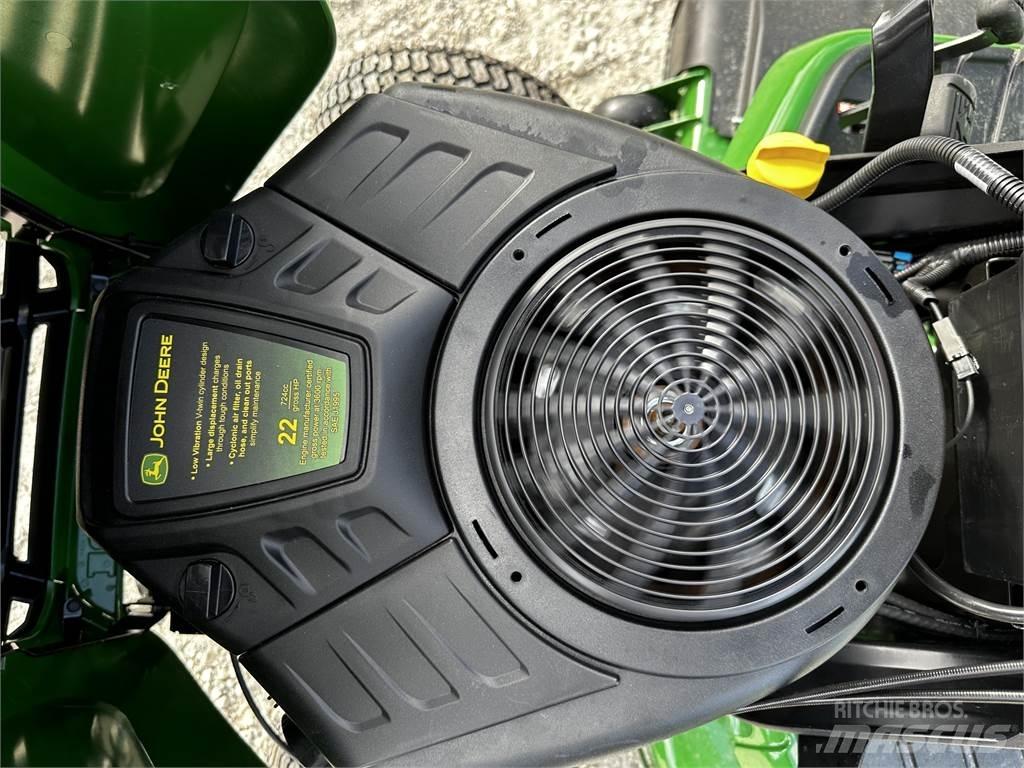 John Deere X330 Kompaktni (mali) traktori