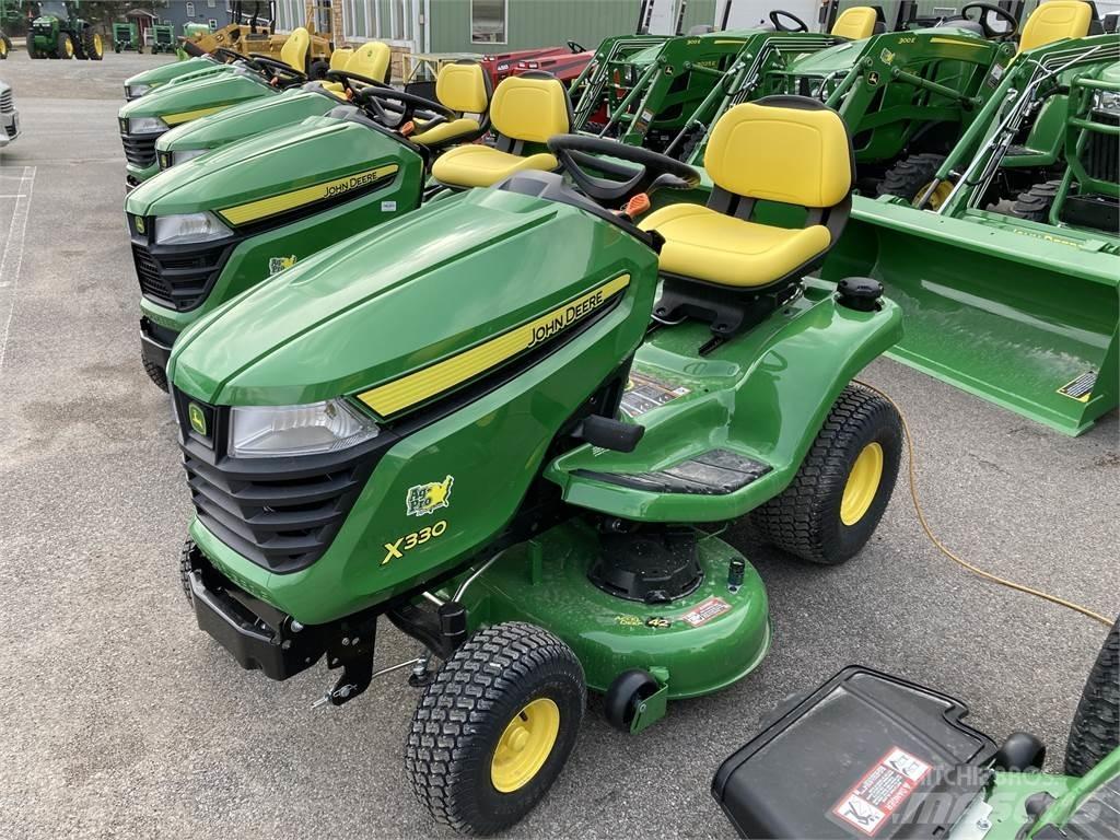 John Deere X330 Kompaktni (mali) traktori