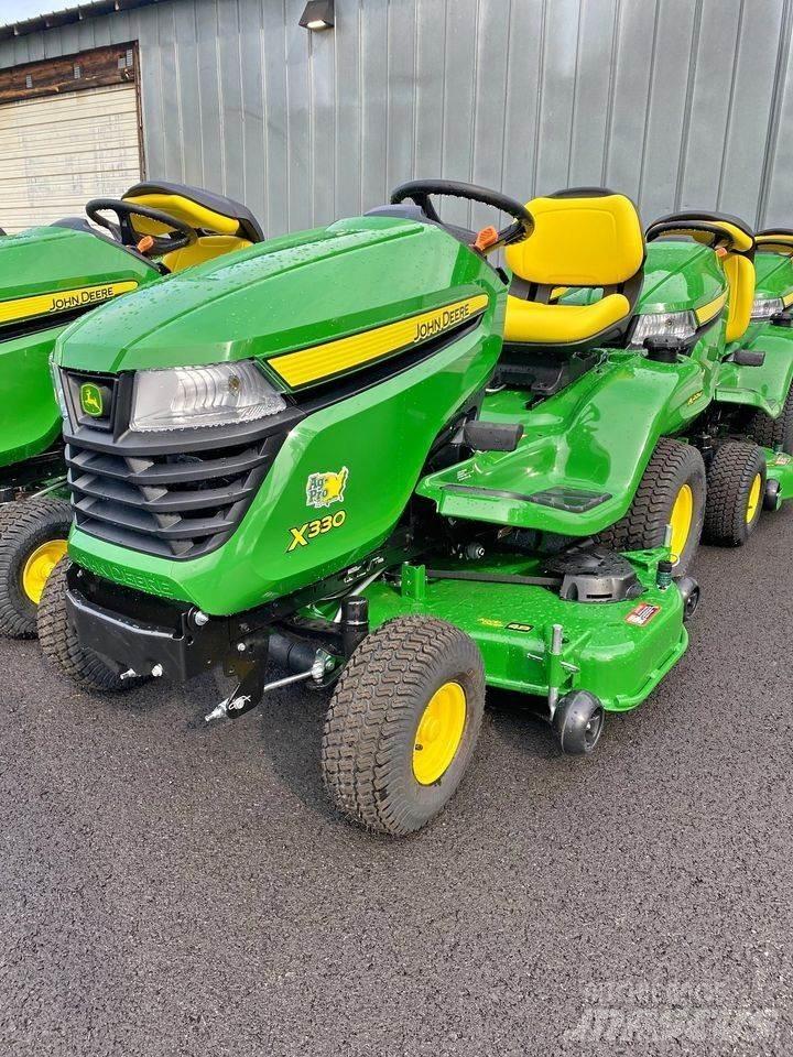 John Deere X330 Kompaktni (mali) traktori