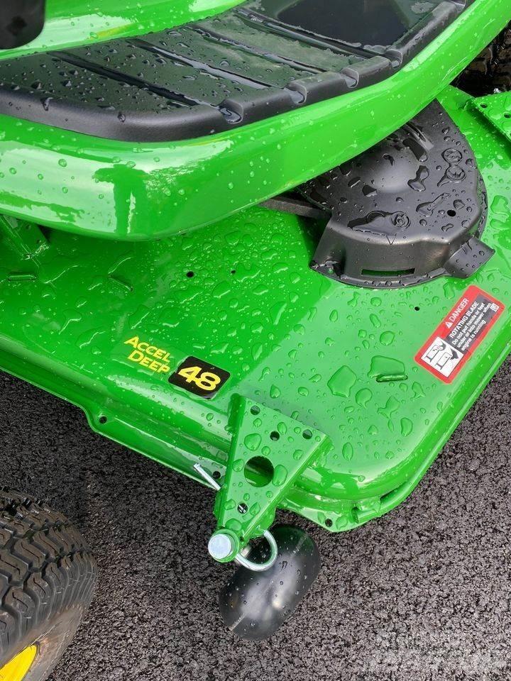 John Deere X330 Kompaktni (mali) traktori