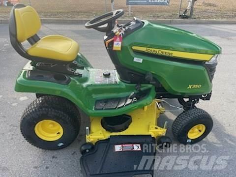 John Deere X350 Kompaktni (mali) traktori